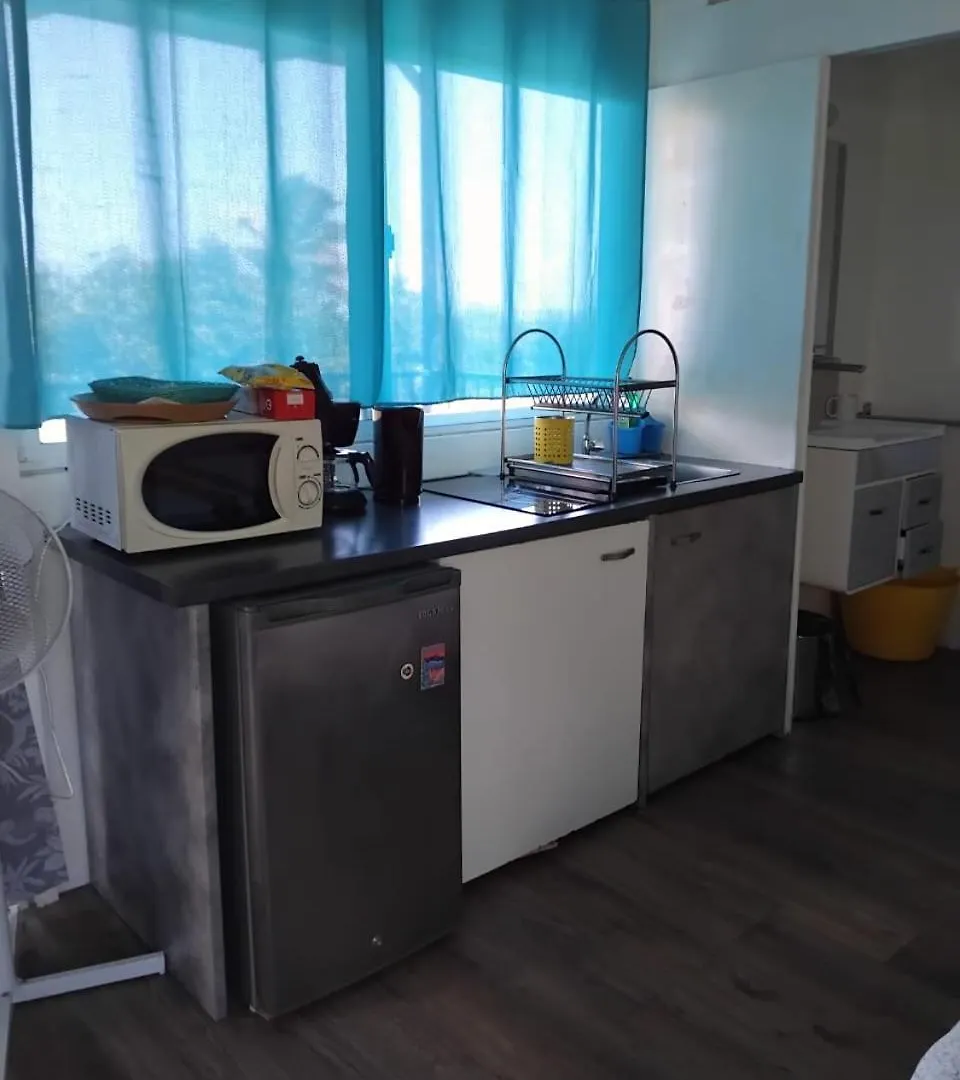 Sunsetview, Studio, Private Beach, Amazing Swim & Sunset Haapiti Appartement